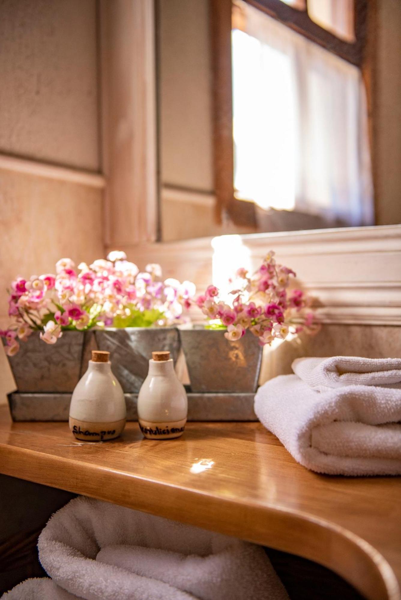Arelauquen Bungalows & Suites 산카를로스데바릴로체 외부 사진